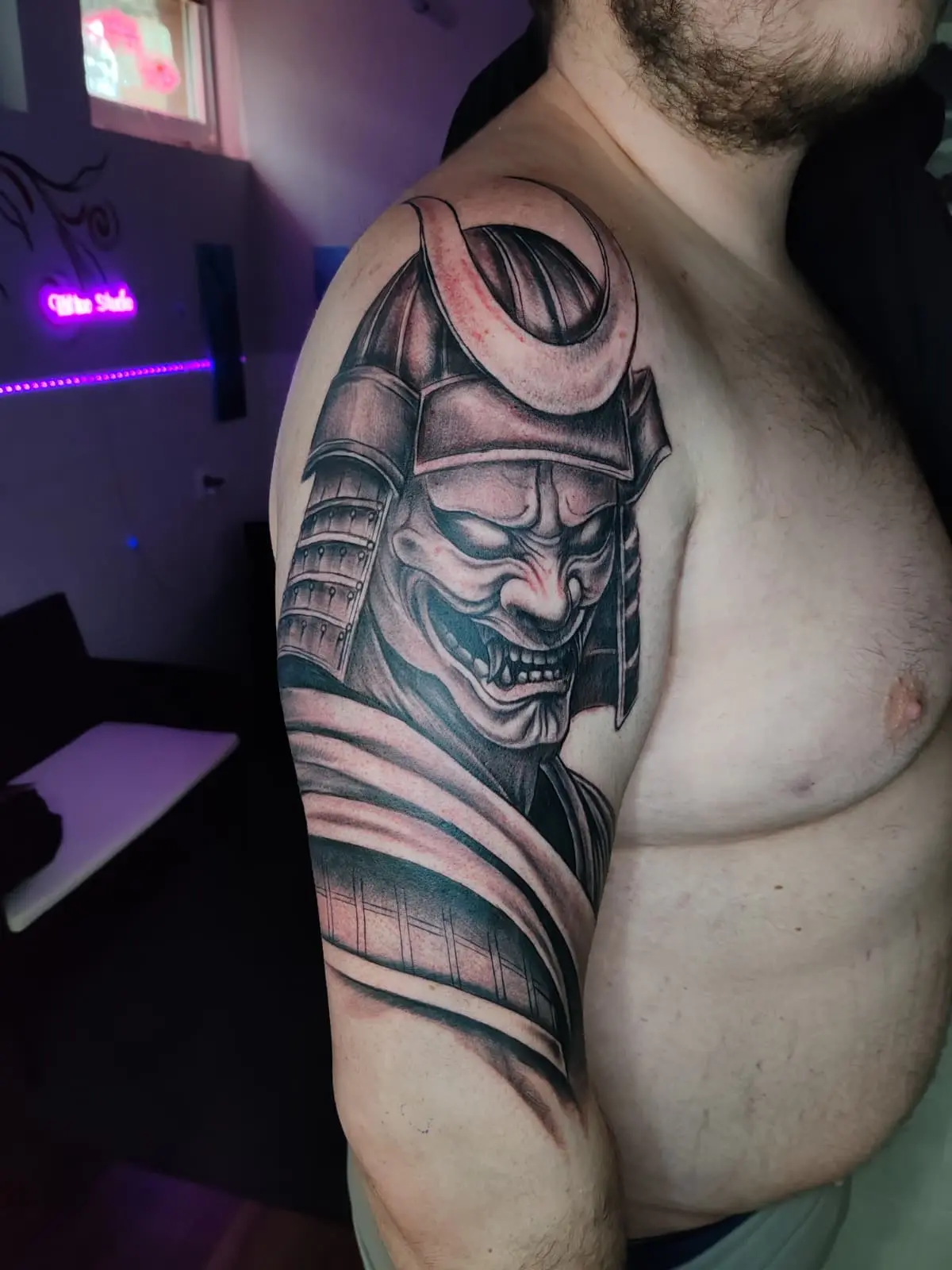 Tetování na mužské paži